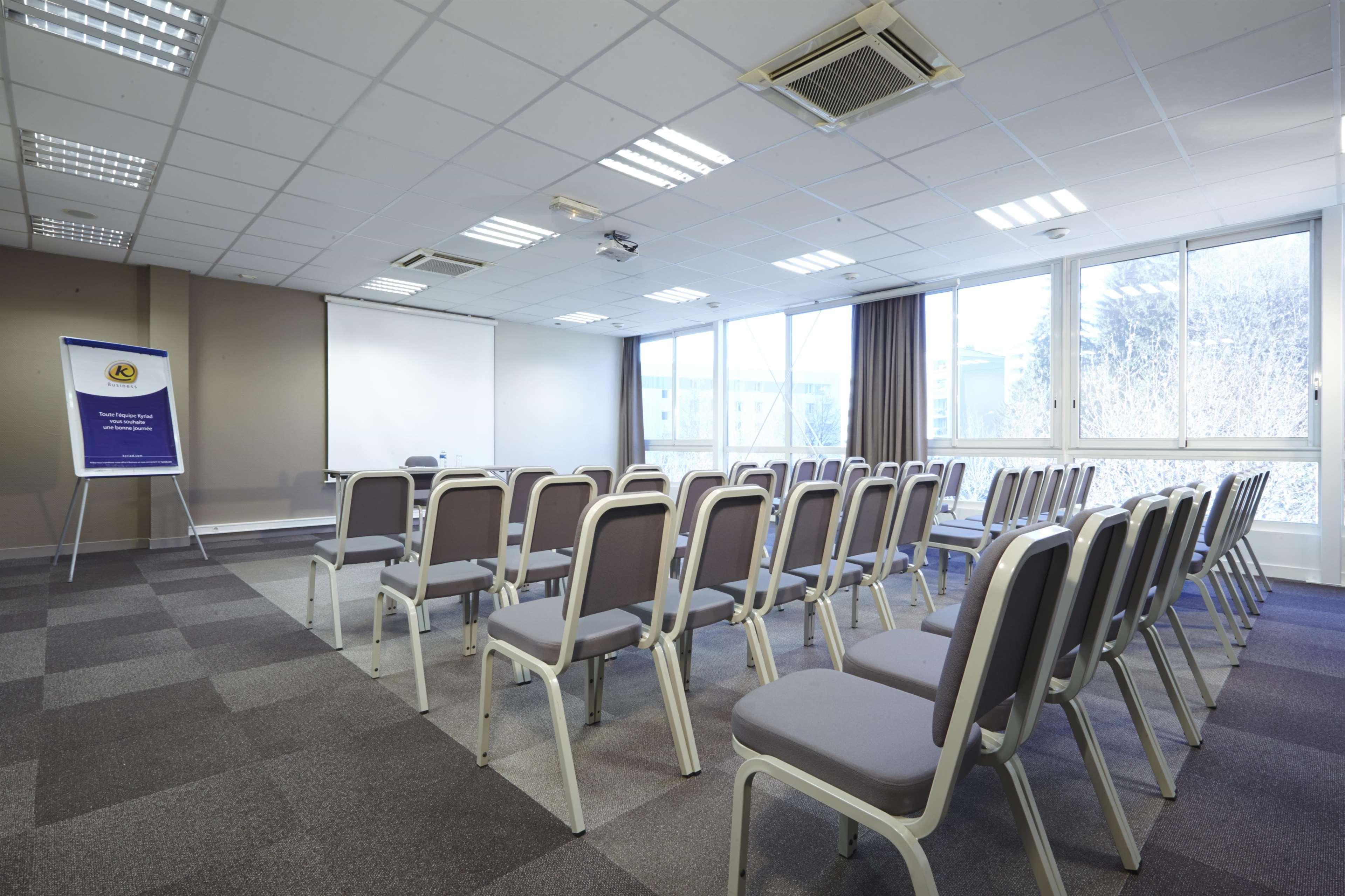 Best Western Voiron Centre Екстер'єр фото