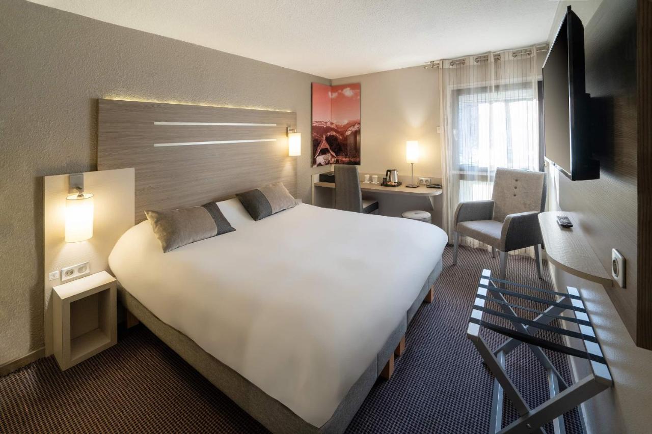 Best Western Voiron Centre Екстер'єр фото