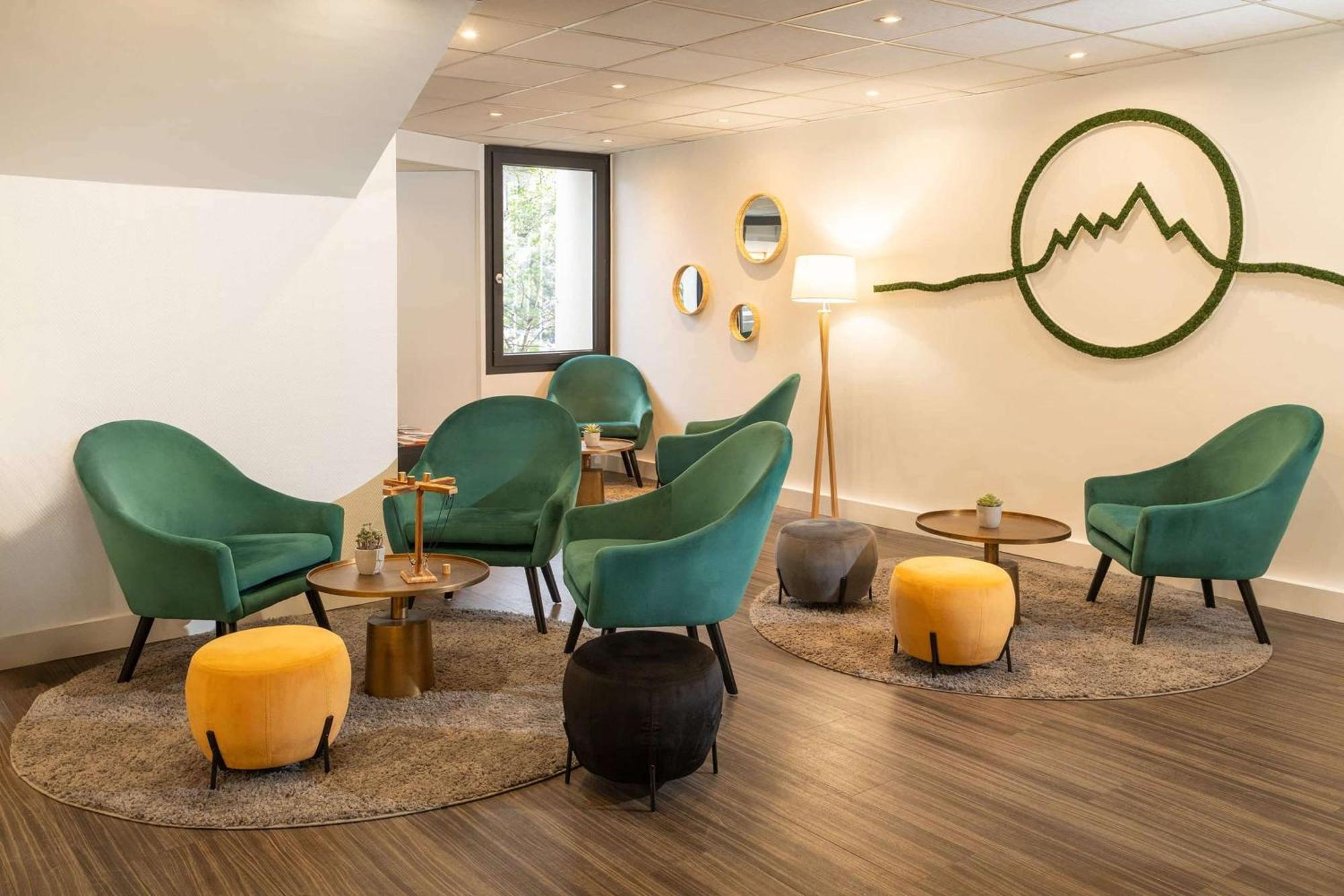Best Western Voiron Centre Екстер'єр фото