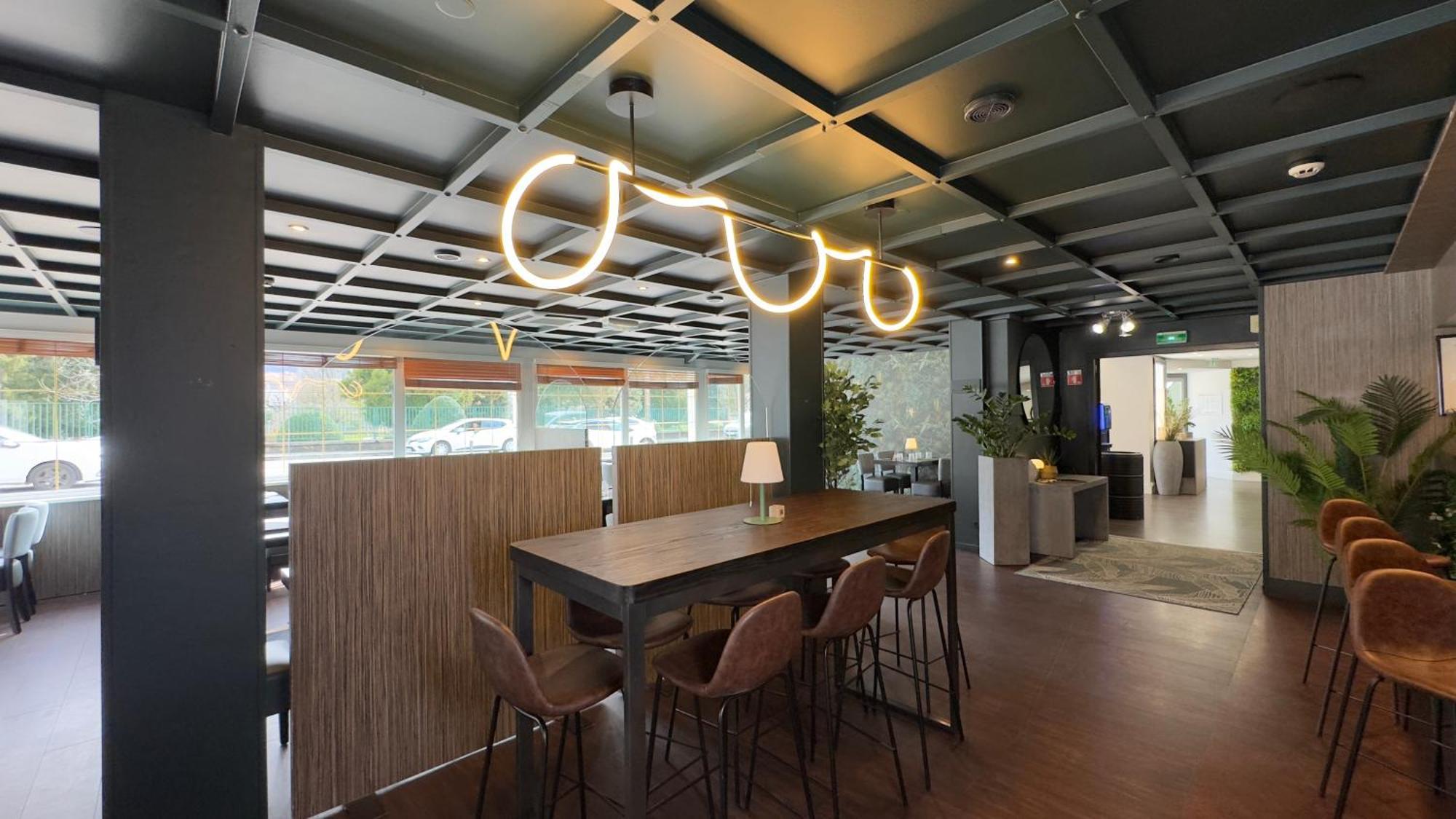 Best Western Voiron Centre Екстер'єр фото