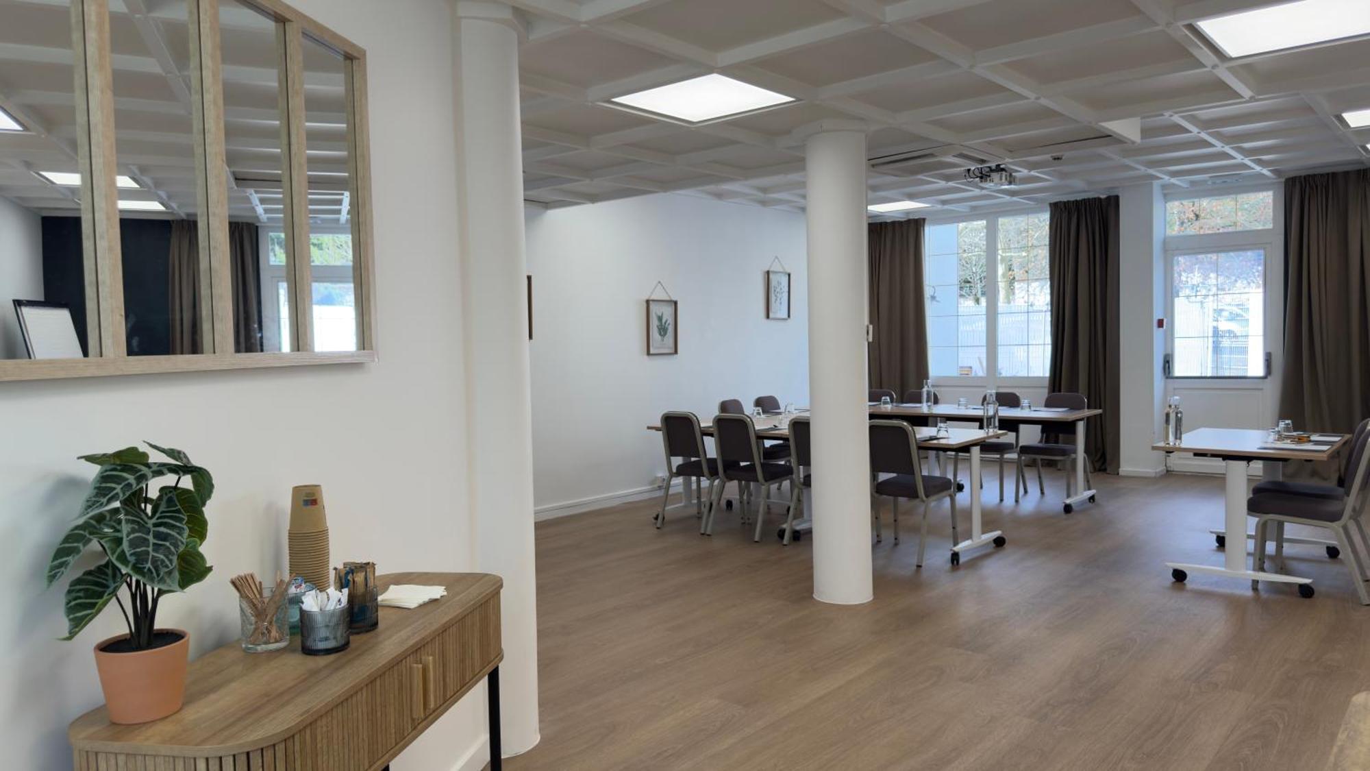 Best Western Voiron Centre Екстер'єр фото