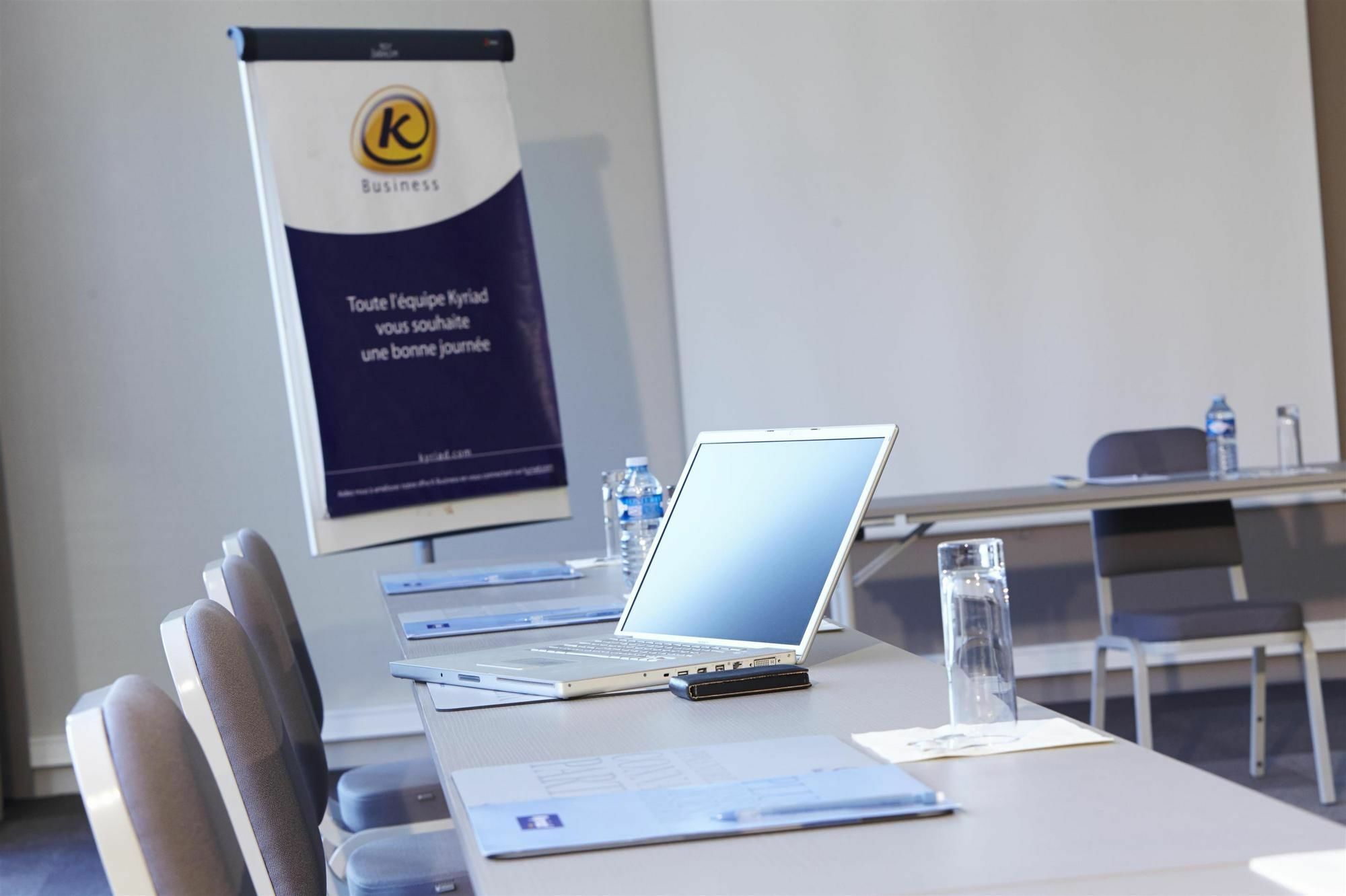 Best Western Voiron Centre Екстер'єр фото